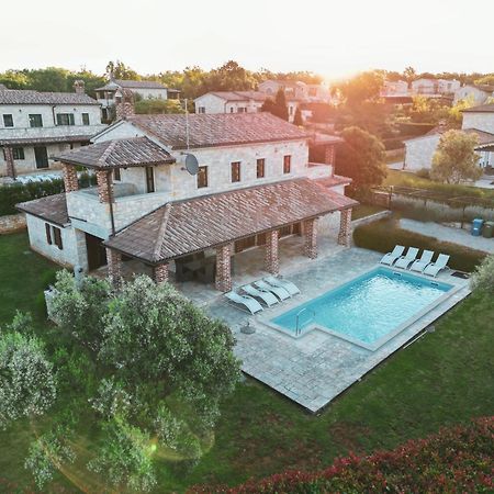 Theblueview Villas Near Porec Sveti Lovreč Pazenatički Exterior foto